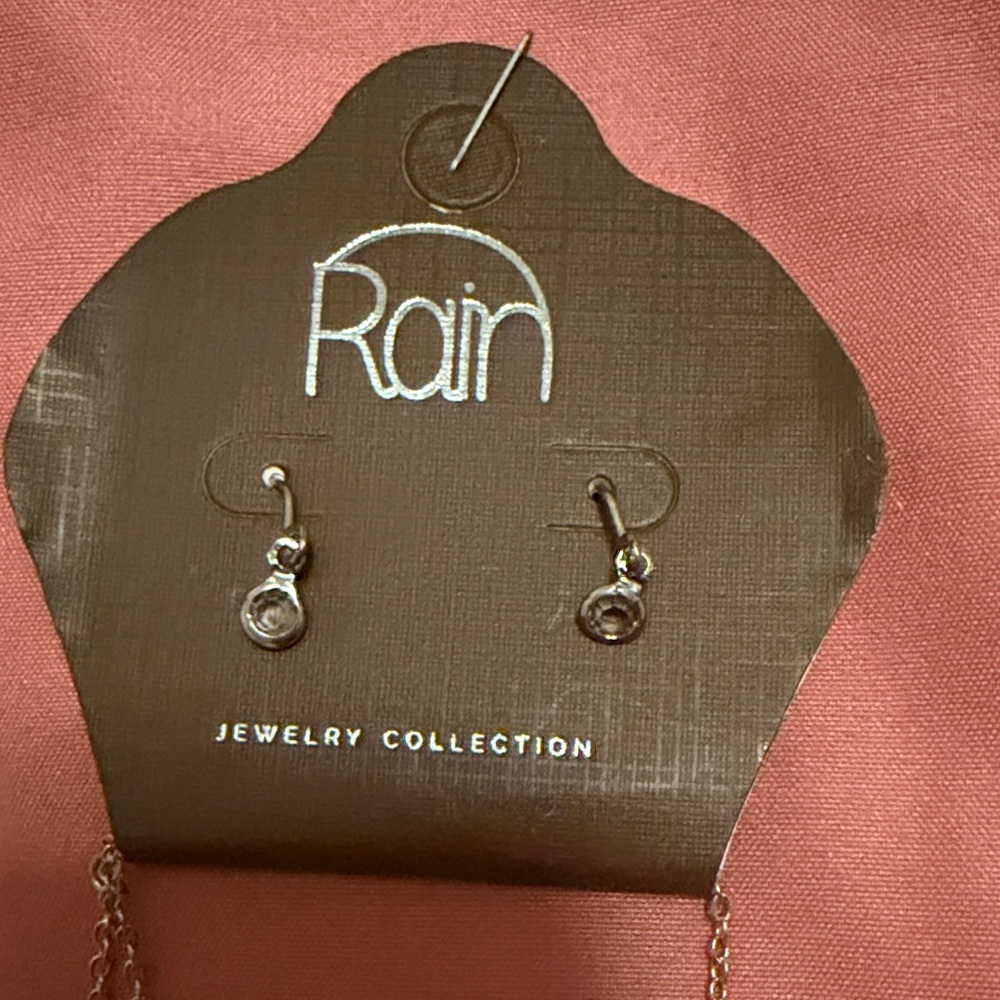 Rain Silver Dangle Earrings and Necklace Set